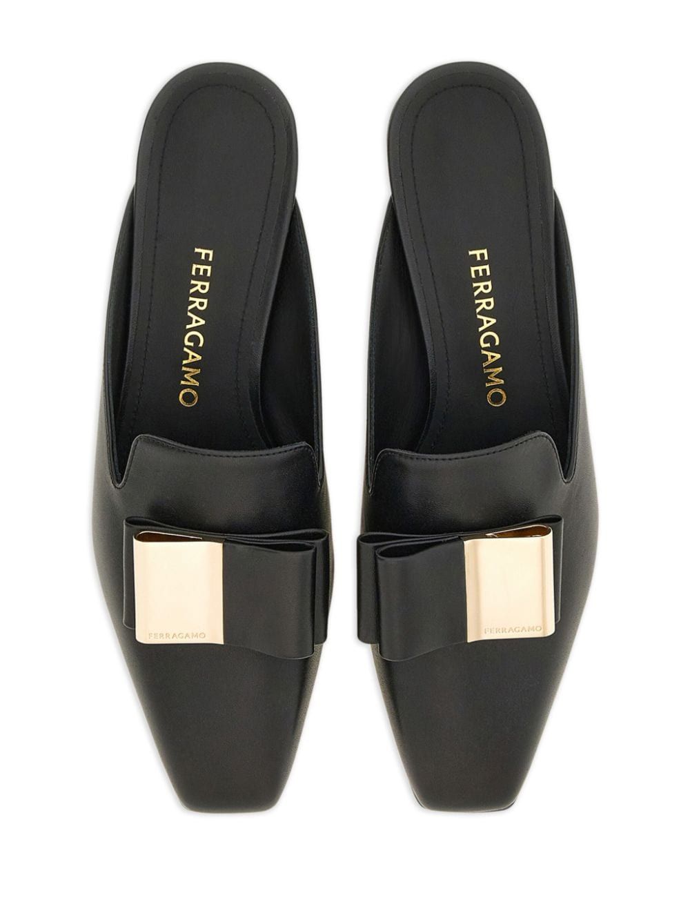 FERRAGAMO Elegant Black Leather Flat Sandals