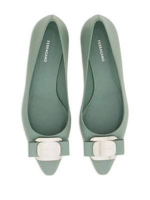 Green Pointed Toe Pumps - SS24 コレクション