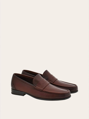 FERRAGAMO Classic Brown Leather Moccasins for Men - SS24 Collection