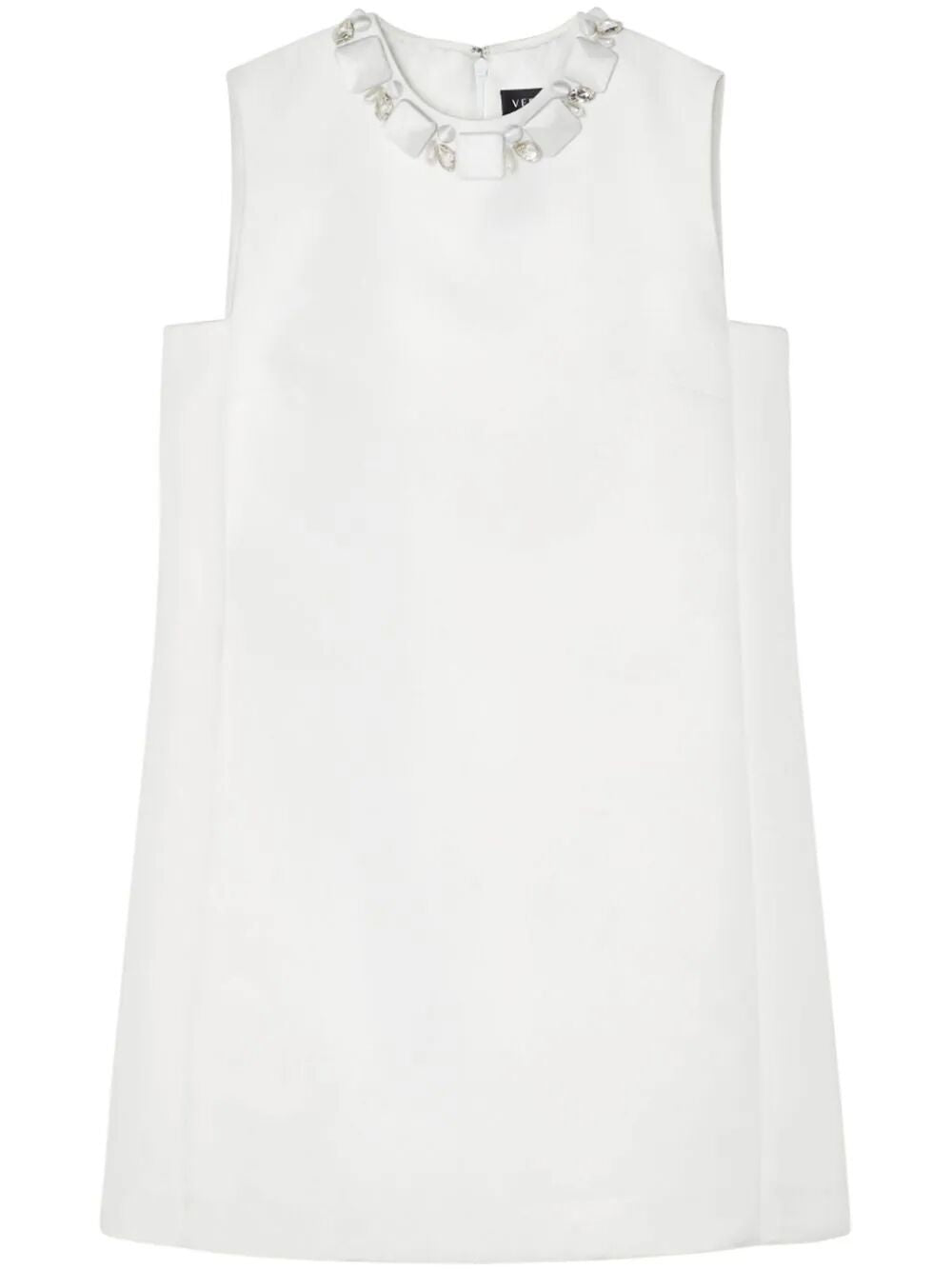 女性白色搭珠飾迷你裙，最新款2024