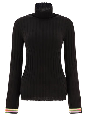 黑色贴身高领毛衣搭配对比边线设计女款FW24