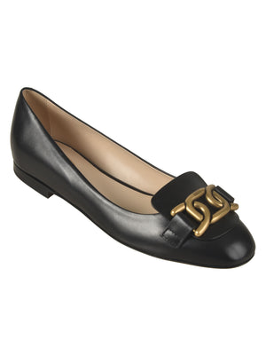 Tod's Chic Flat Shoes for Women