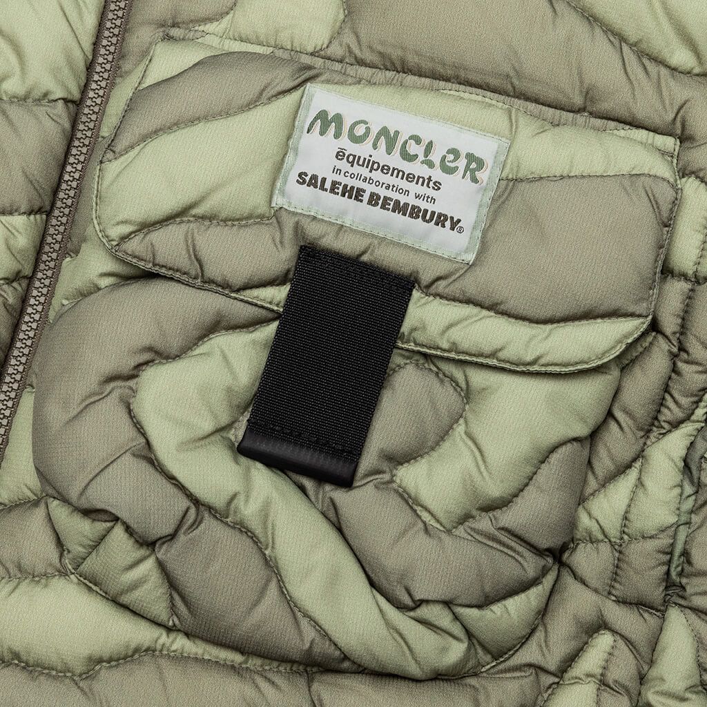 جاكيت Peano متعدد الألوان بالتعاون مع Moncler Genius x Salehe Bembury لمجموعة الخريف/الشتاء للرجال