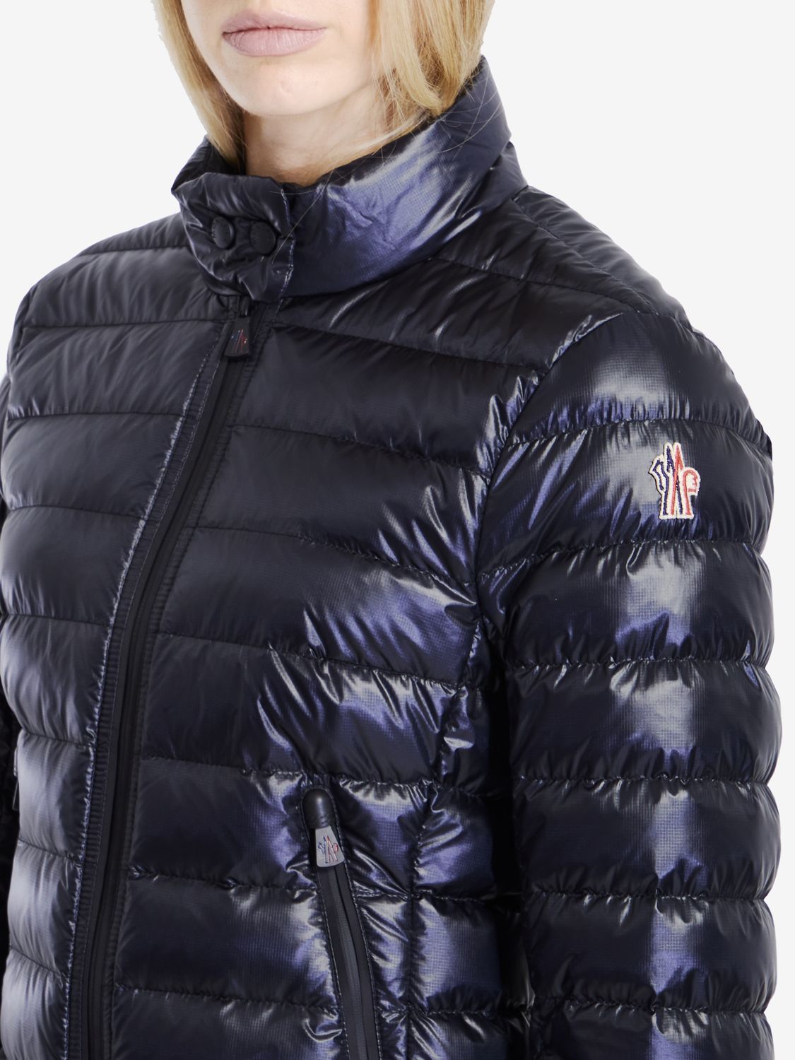 MONCLER GRENOBLE Elegant Short Down Jacket with Packable Design