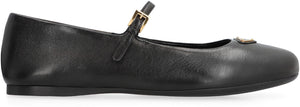 أحذية باليه مسطحة نسا؎ية من جلد الخروف الأسود قابلة للتعديل