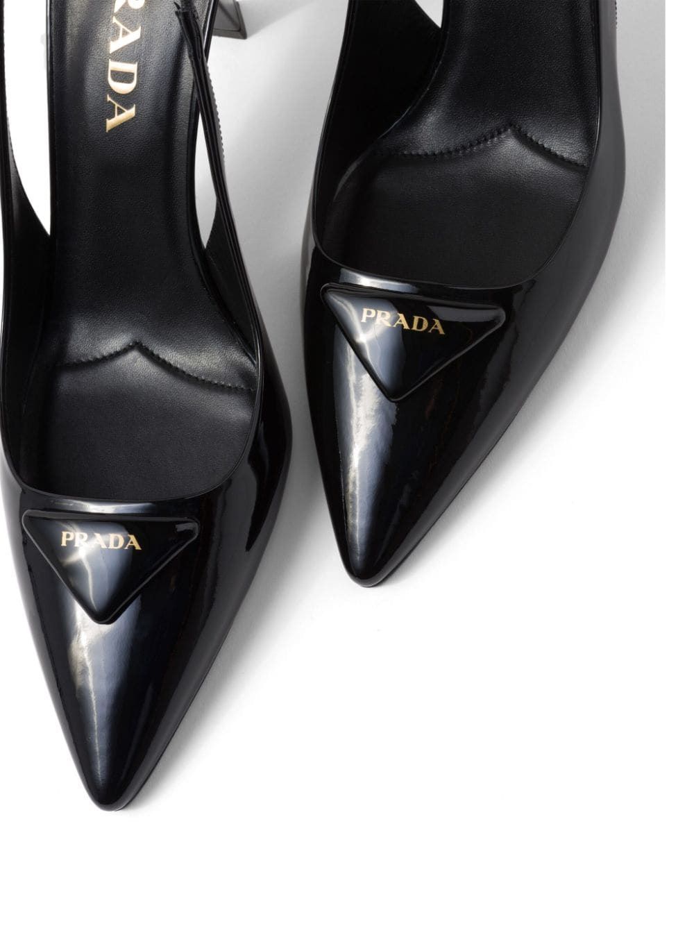 Sleek Black Patent Slingback Pumps للنساء