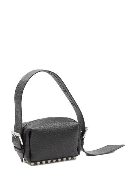 حقيبة يد صغيرة مصنوعة من جلد الخروف الأسود المحبب مع رباط قابل للتعديل ومزينة بدبابيس معدنية - 23x14x8 سم