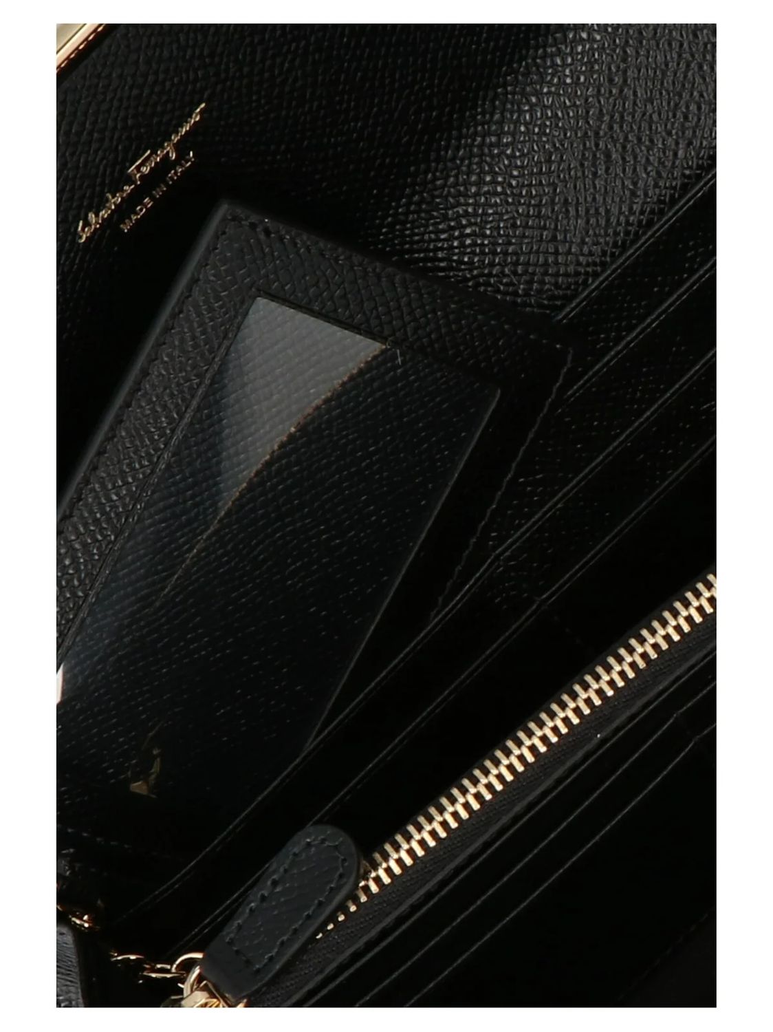 FERRAGAMO ZIP WALLET PURSE