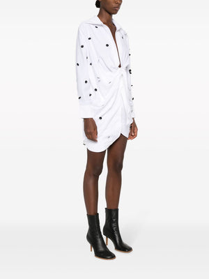 女性刺绣连衣裙 - 白/黑色（FW23）