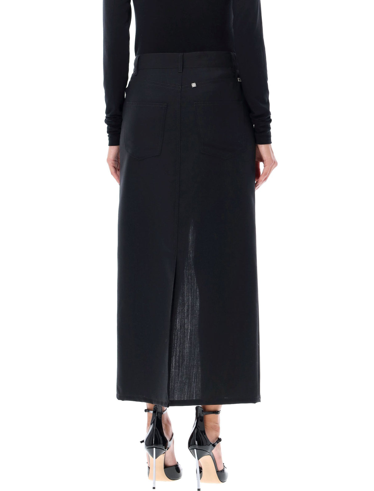 女士原创毛绒混纺高腰长裙，由FW23系列设计