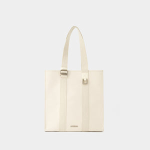 حقيبة تسوق بيضاء للرجال من مجموعة SS24