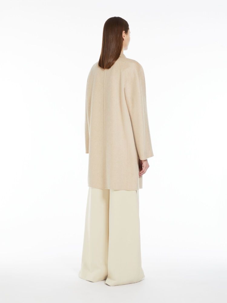 MAX MARA Short Cashmere Dressing Gown Jacket with Kimono Sleeves and Matching Belt