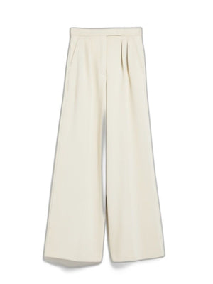 台灣娘口袋裝-適合SS24的女性米色長褲