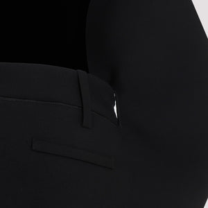 獨特設計的黑色圓形女士褲，SS24系列