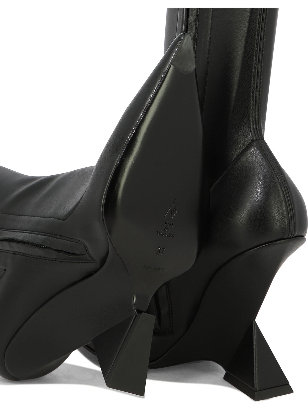 THE ATTICO Sleek and Sophisticated Black Leather Pull-On Boots