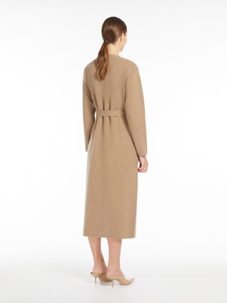 MAX MARA Elegant Oversized Cardigan for Women - Fall/Winter 2024