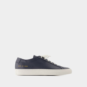 COMMON PROJECTS Bumpy Contrast Sole Sneakers for Men