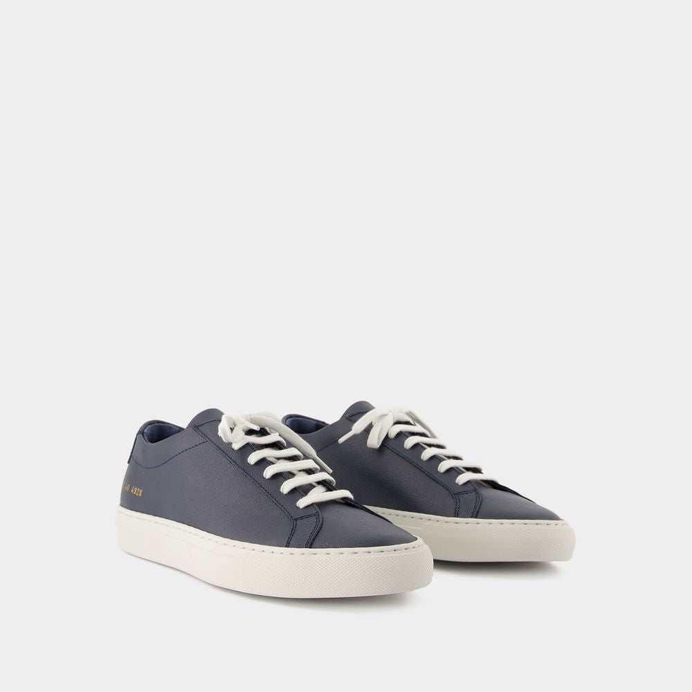 COMMON PROJECTS Bumpy Contrast Sole Sneakers for Men