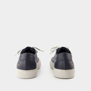 COMMON PROJECTS Bumpy Contrast Sole Sneakers for Men