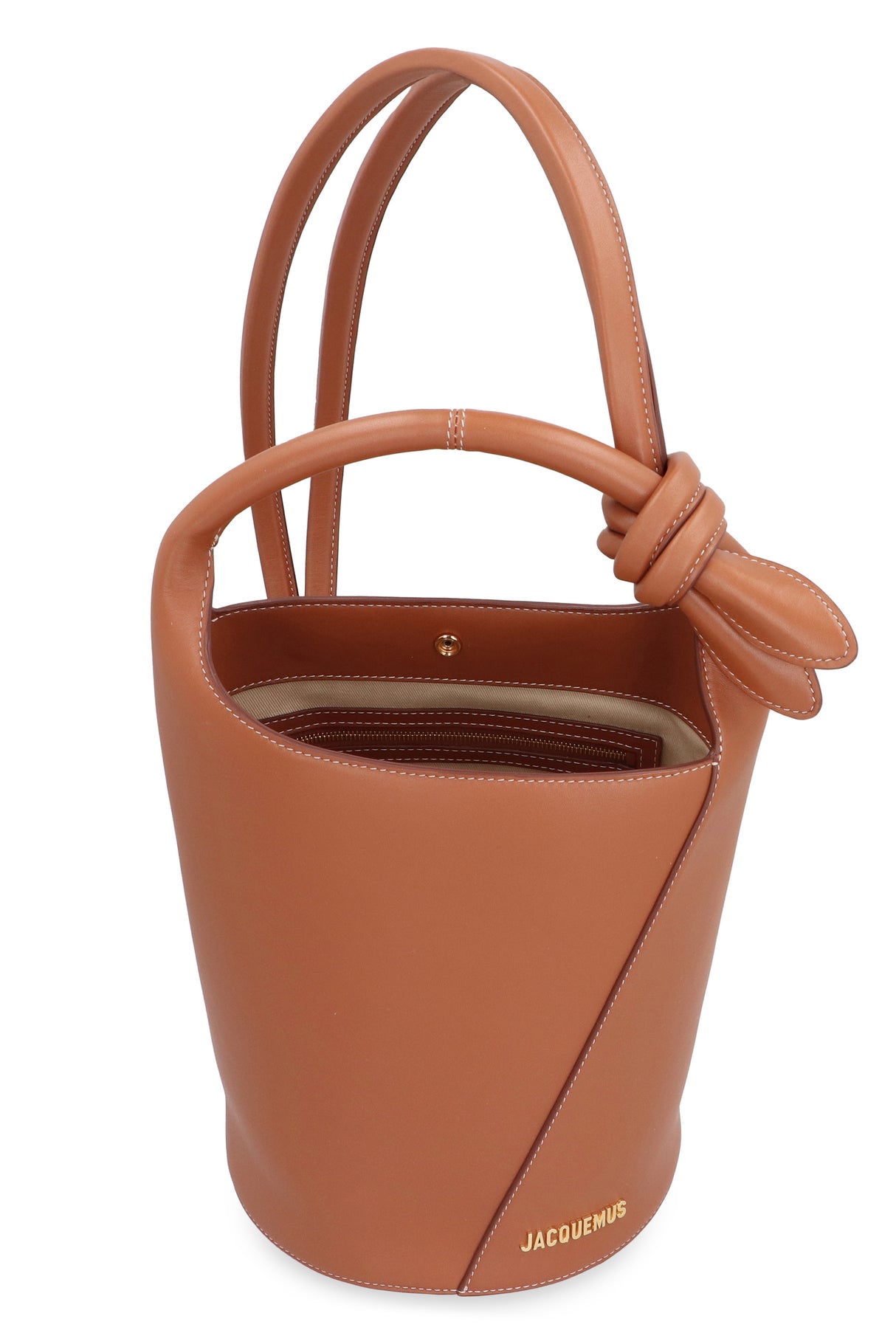 JACQUEMUS Chic Mini Bucket Bag in Saddle Brown - 22x39x22 cm