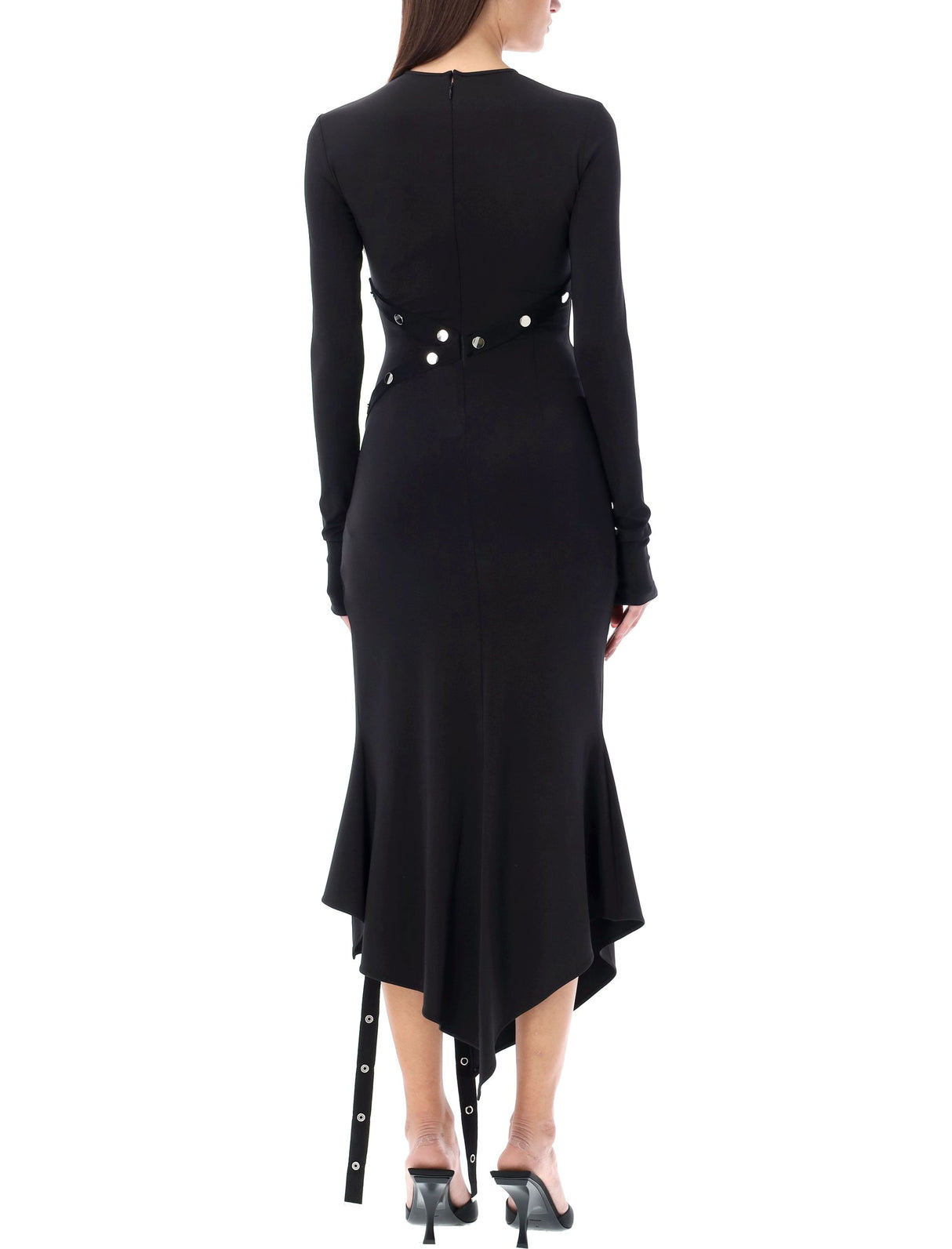 فستان ميدي أسود مع زركشات للموسم الربيعي ٢٤