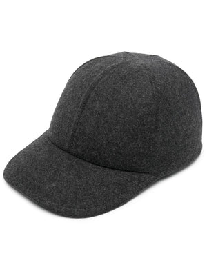قبعة صوف رجالية باللون الرمادي لمجموعة SS24