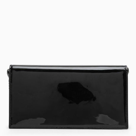 حقيبة كتف سوداء مصممة مع سلسلة وطية وتفاصيل شعار للنساء