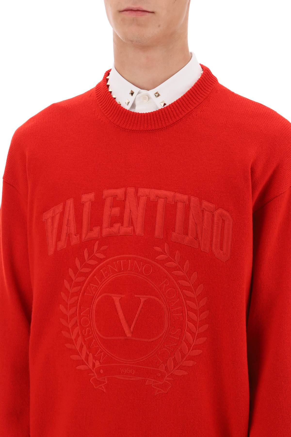 VALENTINO GARAVANI MEN'S RED CREW-NECK WOOL SWEATER WITH EMBROIDERED DETAIL