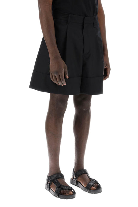 男士SS24款黑色雕塑百慕大短褲