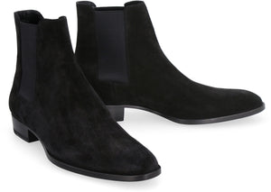 SAINT LAURENT Men's Black Suede Chelsea Boots with Elastic Inserts - 2024 Carryover Collection