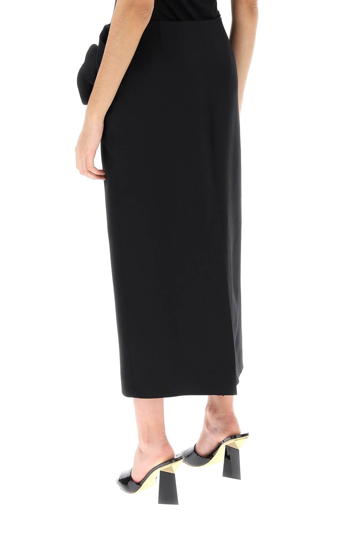 Elegant Black Crepe Couture Pencil Skirt with 3D Rose Appliqués