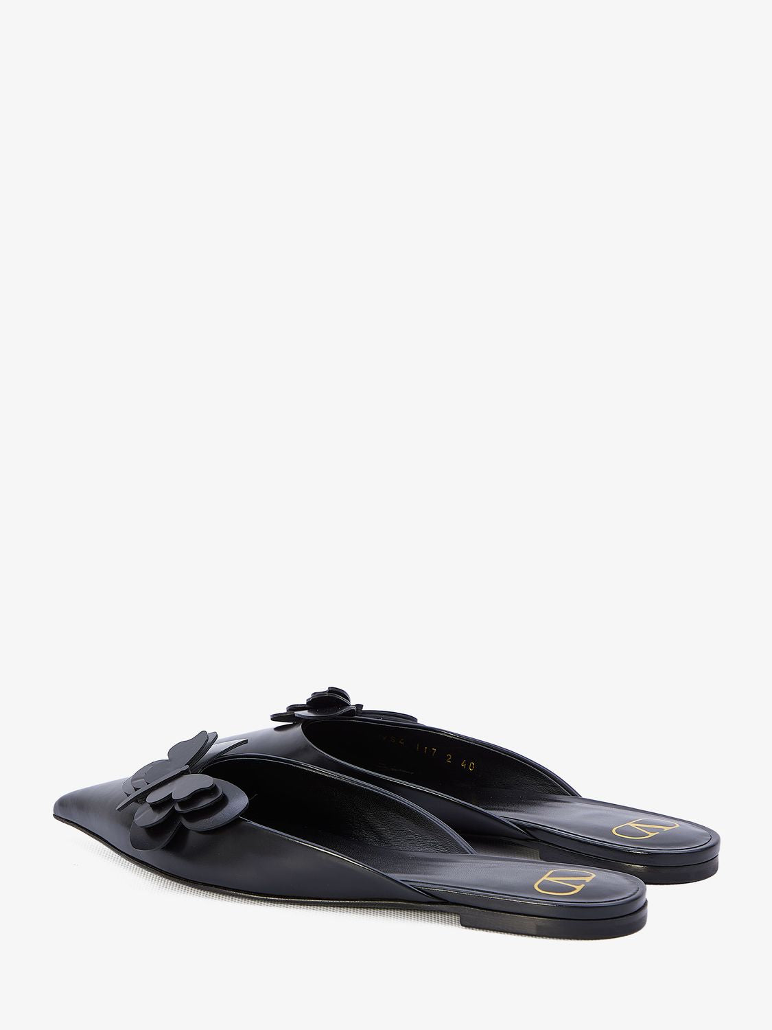 VALENTINO GARAVANI Sophisticated Pointed Leather Flats for Women