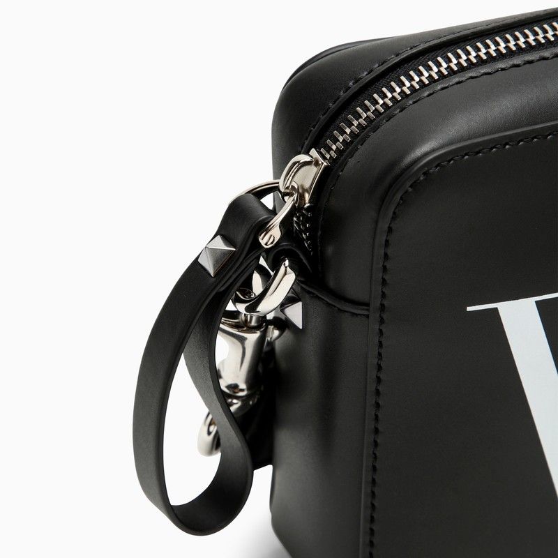 Contrasting VLTN Logo Black Leather Shoulder Handbag for Men