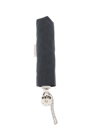 مظلة قابلة للطي بنقشة جمجمة ايقونية باللون الأسود لموسم خريف و شتاء ٢٠٢٣