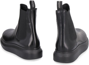 ALEXANDER MCQUEEN Sleek Leather Chelsea Boots with Chunky Sole, 4cm