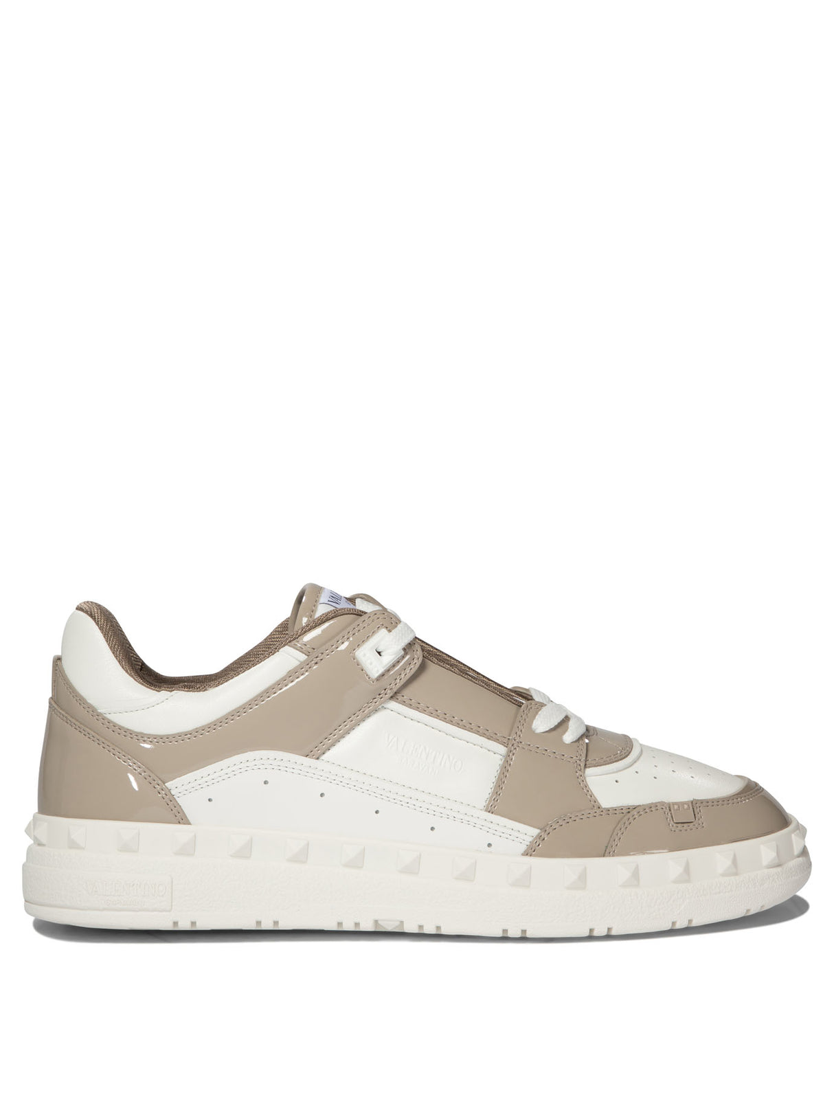 VALENTINO GARAVANI FreeDots Casual Elegance Sneakers