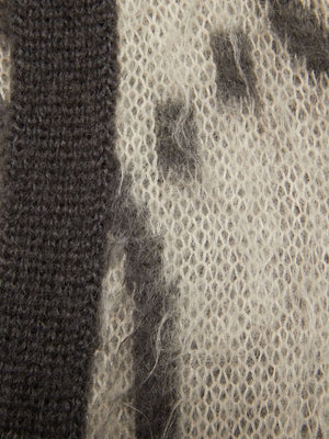 クリームホワイト/ダークグレーのモノグラムジャカードウールカーディガン-女性用Vネックボタンアップセーター