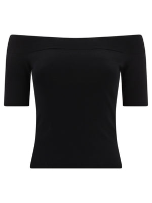 Boat-Neck Top للنساء في اللون الأسود - قَصَّةٌ ضَيِّقةٌ، طَوَّاقةٌ مضَلَّعةٌ، حَاشِيةٌ وأصفافٌ