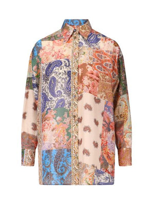 絲質襯衫與印花和花卉圖案的拼接 - 萬用藝術服 2023 秋冬系列