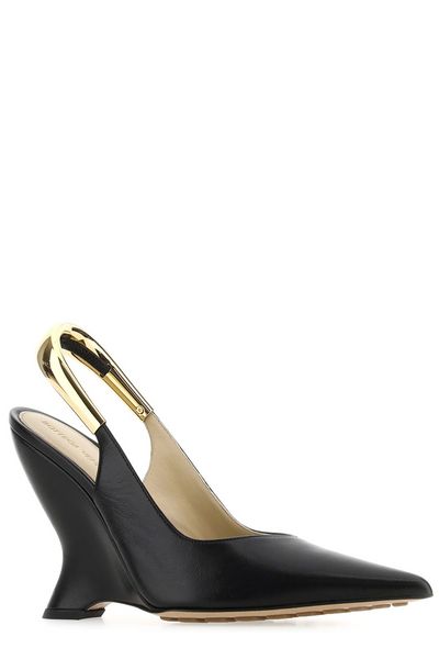 BOTTEGA VENETA Black Leather Pointed-Toe Pumps for Women