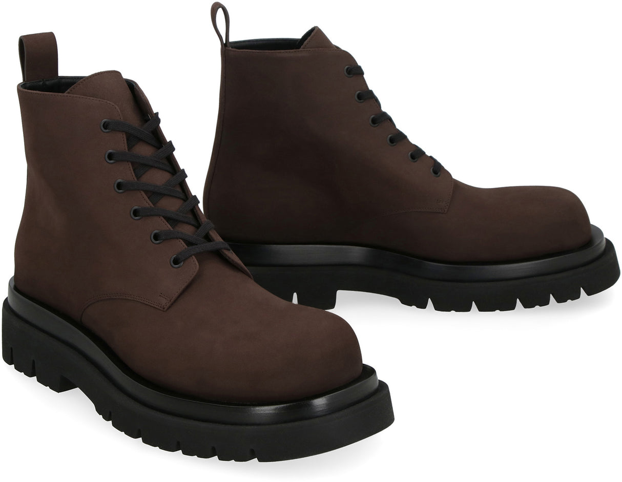 BOTTEGA VENETA Lace-Up Ankle Boots for Men - FW23 Brown Suede Boot with Platform Height 5.5cm