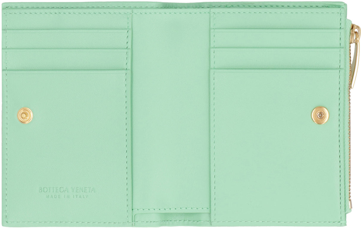 Intrecciato Green Leather Bi-Fold Wallet for Women - FW23 Collection