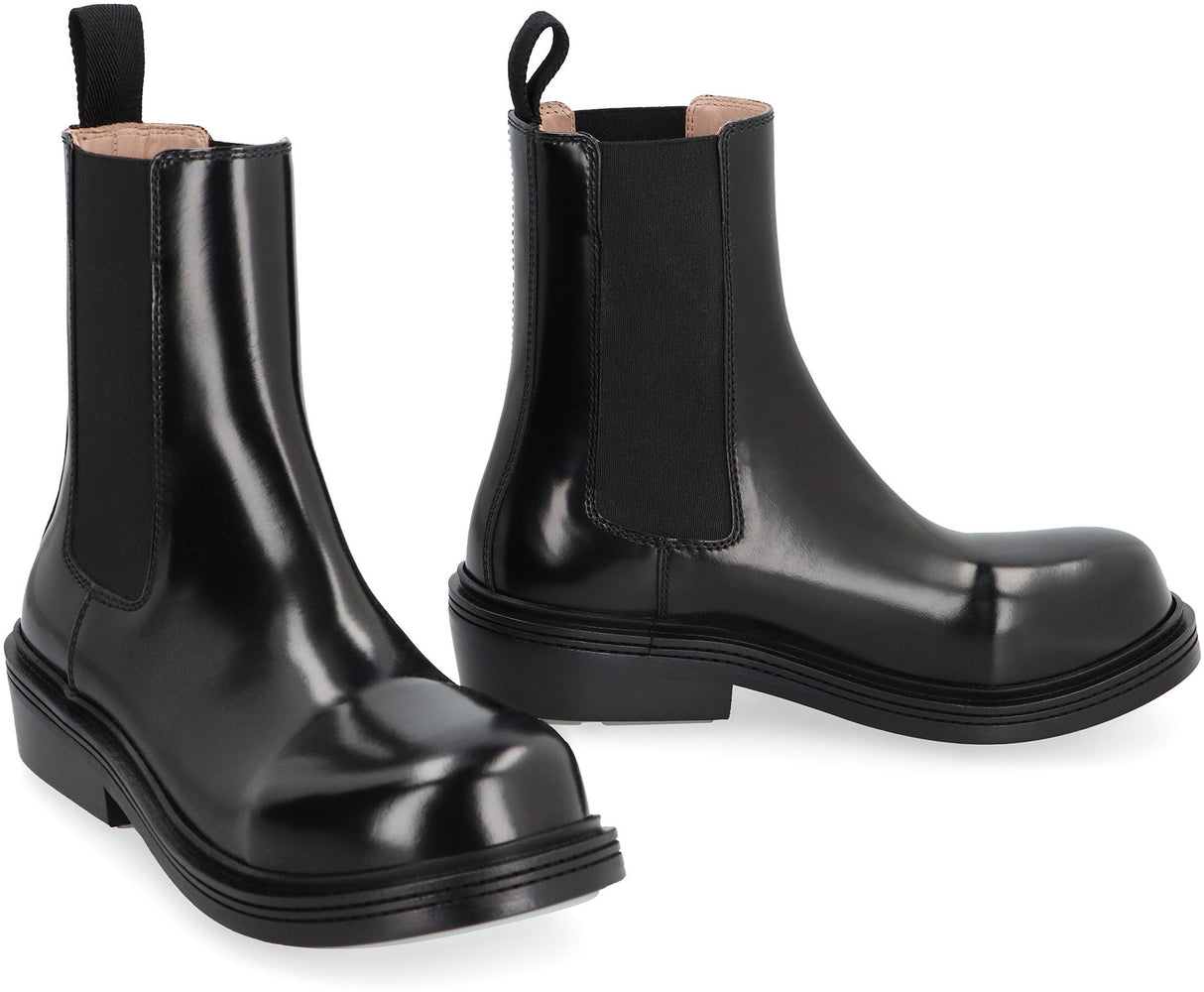 BOTTEGA VENETA Sleek Black Leather Chelsea Boots for Women