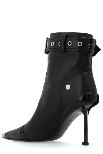 ALEXANDER MCQUEEN Modern Black Ankle Boot for Women in Pointed Design with Zipper Detail