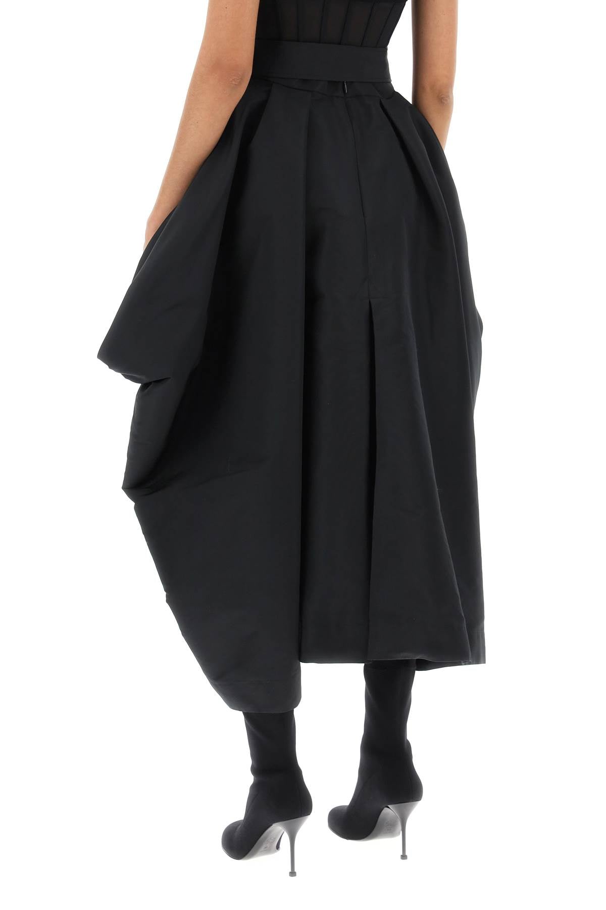 Black Peg-Top Skirt with Pleated Volume and Inverted Hem