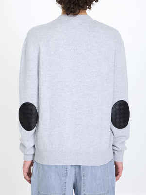 BOTTEGA VENETA Grey Crew-Neck Cashmere Sweater with Leather Details and Ribbed Knit Edges for Men