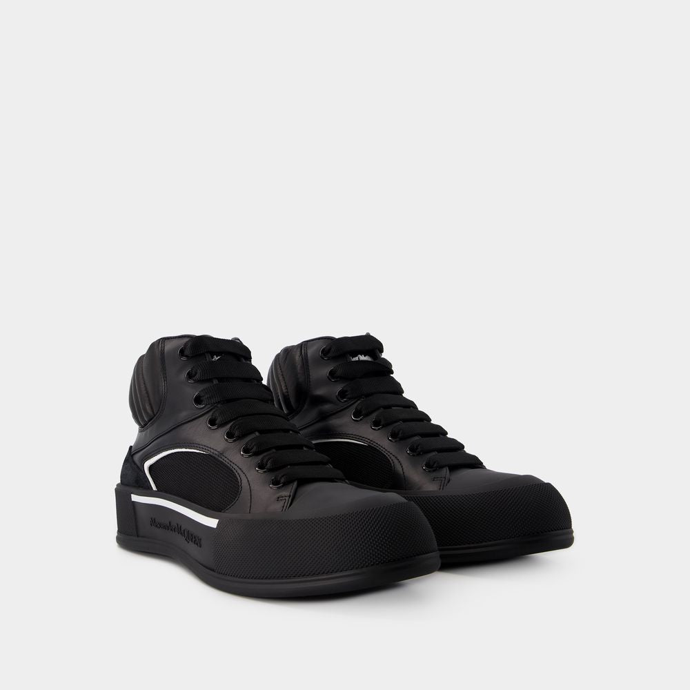 ALEXANDER MCQUEEN Men's Black Deck Sneakers for SS24