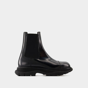 ALEXANDER MCQUEEN Men's Black Leather Chelsea Boots for SS24 Collection