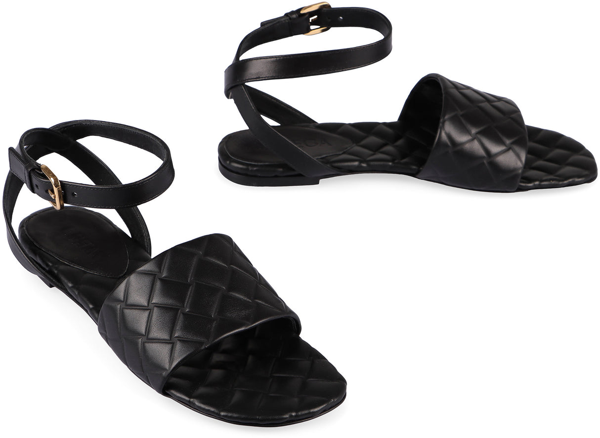 BOTTEGA VENETA Amy Flat Sandals for Women - Black