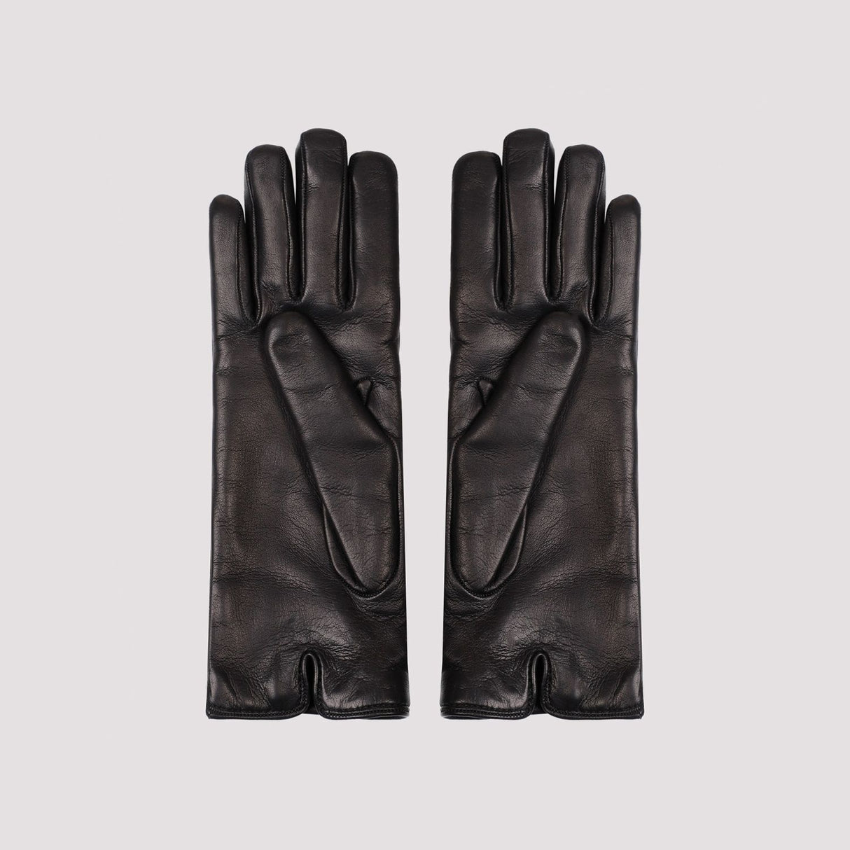 GUCCI Luxurious Midnight Black Leather Gloves